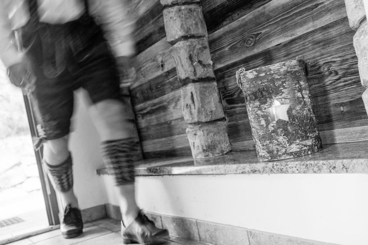 Zur Schoenen Aussicht Hotel Garni Garmisch-Partenkirchen Ngoại thất bức ảnh